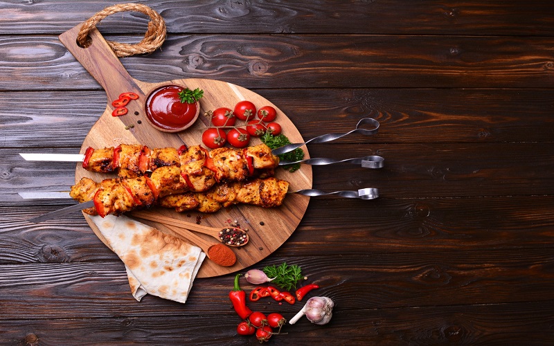 ۱۰ نکته طلایی برای تشخیص جوجه کباب باکیفیت